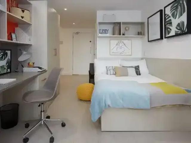 Room for rent in St George's Quarter / Cultural Quarter, Calderstones