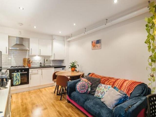 Room for sale in Bethnal Green, Greater London