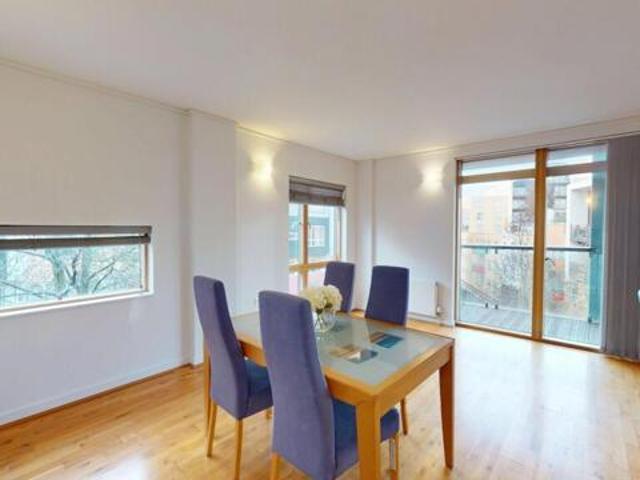Room for sale in East Greenwich, Greater London