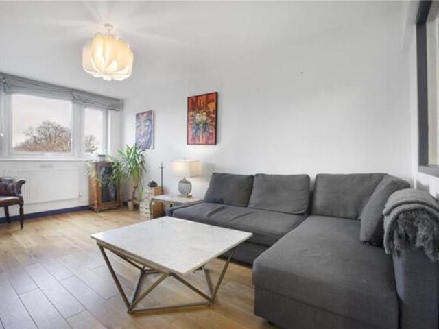 Room for sale in Finsbury, Greater London