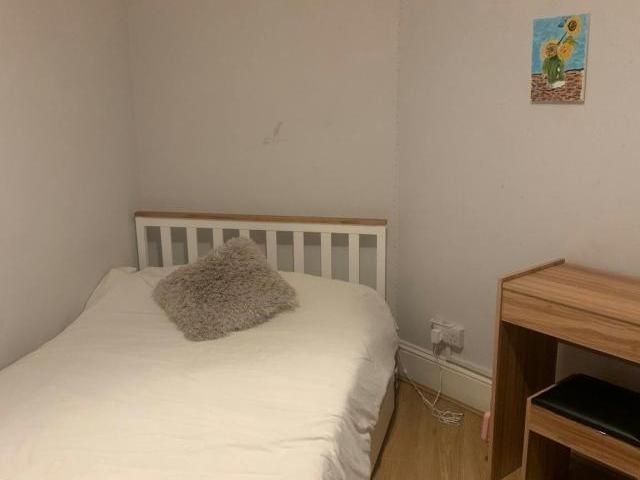 Room for rent in West Hampstead, Isle Of Man