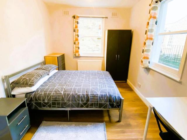 Room for rent in Kentish Town, Greater London