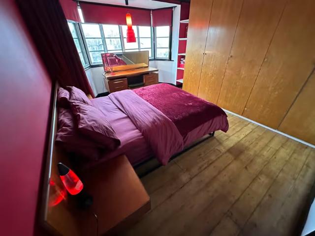 Room for rent in Southgate, Oakwood