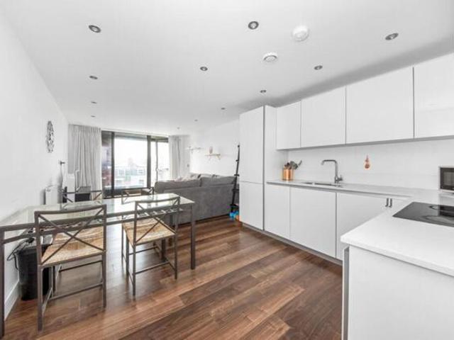 Room for sale in Peckham, Greater London