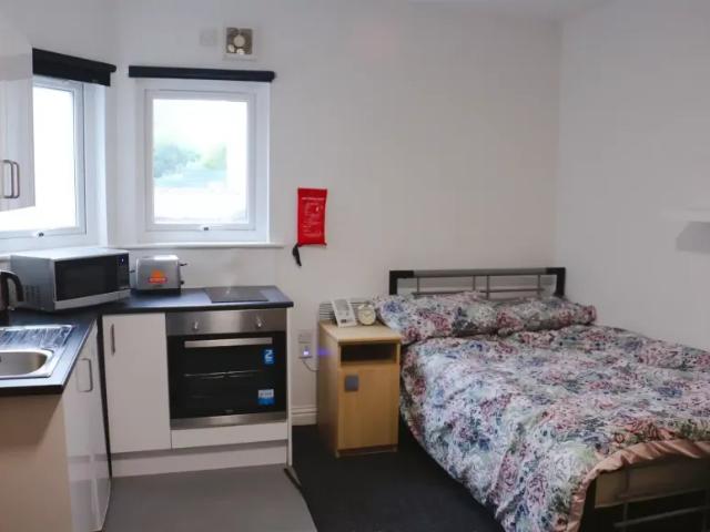 Room for rent in Elmfield, Leicestershire
