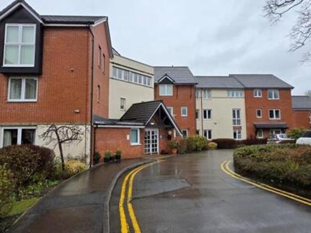 Room for sale in Marple, Greater Manchester