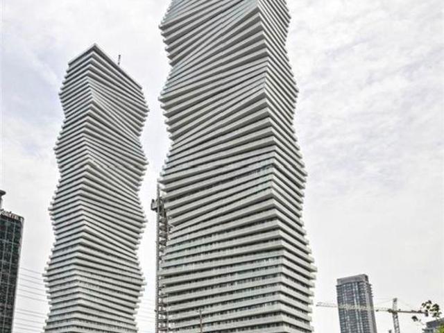 Room for rent in Mississauga