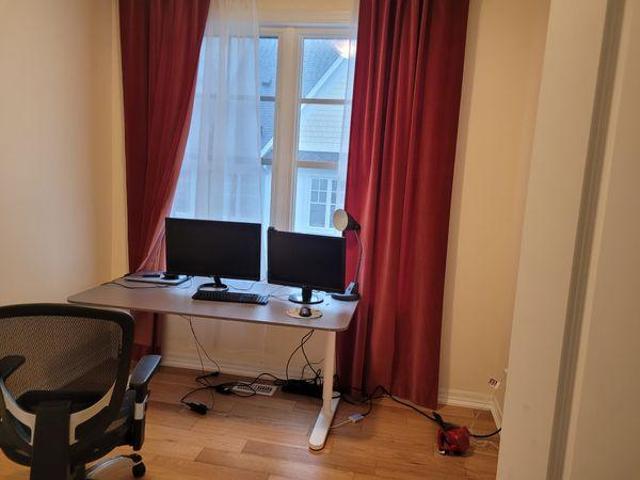 Room for rent in Mississauga, Ontario