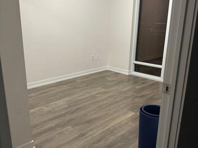 Room for rent in Mississauga, Ontario