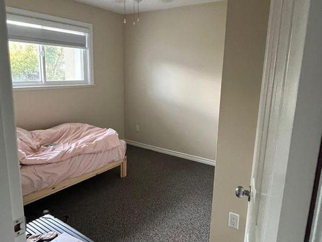 Room for rent in New Westminster, British Columbia