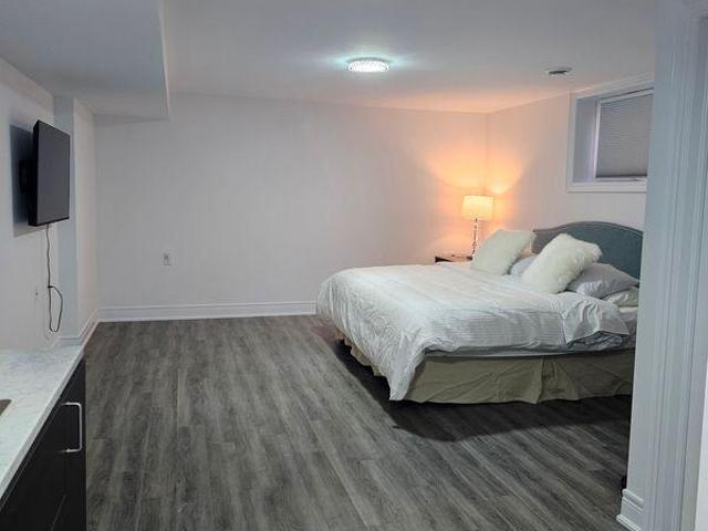 Room for rent in Niagara, Ontario