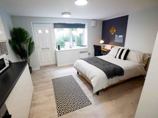 Room for rent in Old Lenton, Haddon