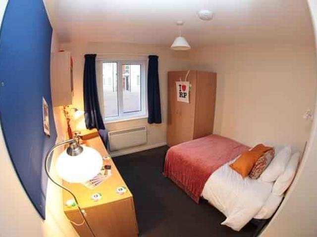 Room for rent in Old Lenton, Haddon