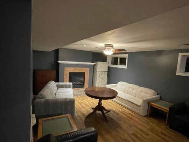 Room for rent in Oshawa