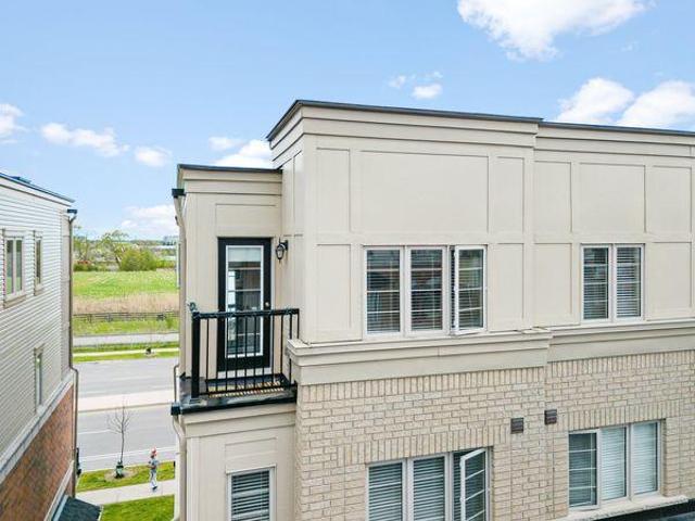 Room for rent in Oshawa
