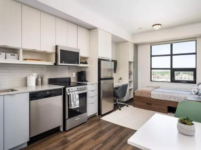 Room for rent in Oshawa