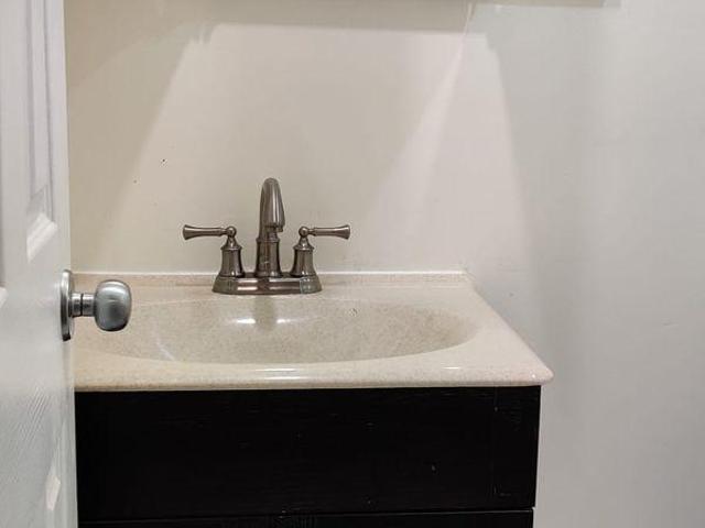 Room for rent in Mulhurst Bay, Ontario