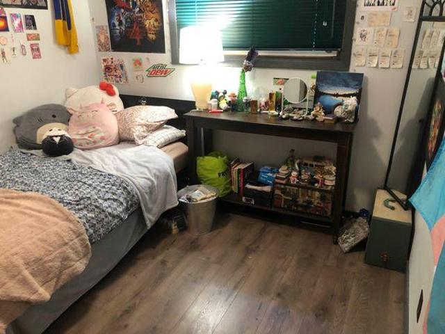 Room for rent in Peterborough, Ontario