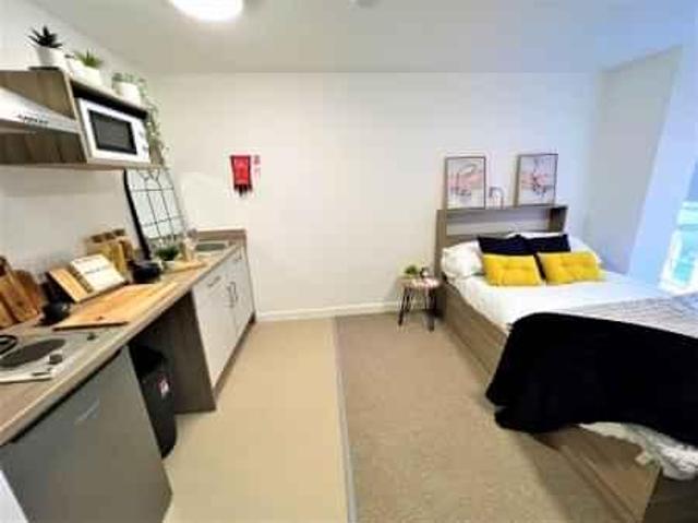 Room for rent in Stoke, Stoke-on-Trent