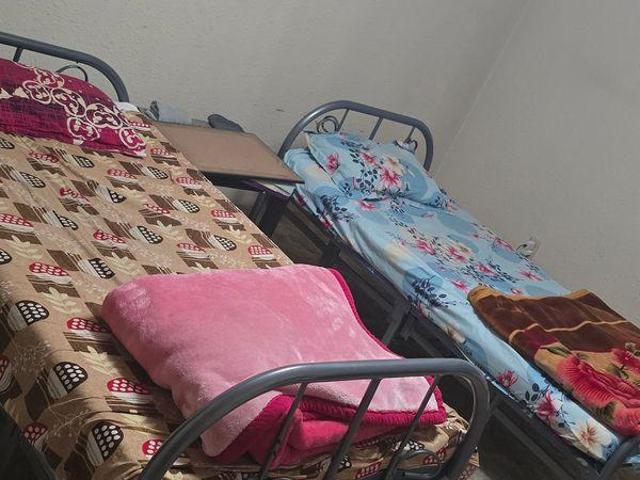 Room for rent in Surrey