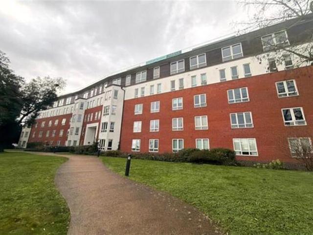 Room for sale in South Woodford, Isle Of Man