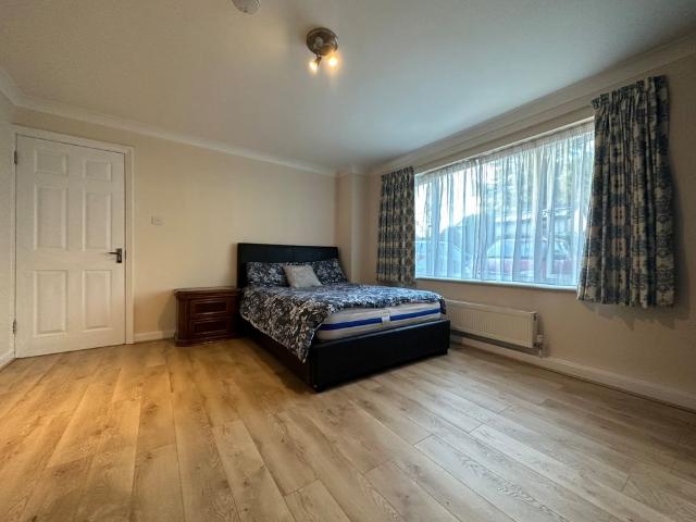 Room for rent in Hanworth, Bracknell