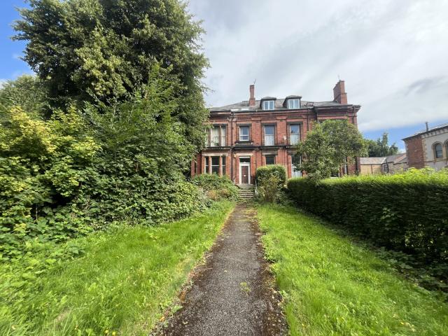 Apartment for rent in Hyde Park, West Yorkshire