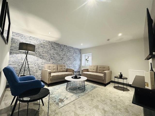 Room for rent in Armley, West Yorkshire
