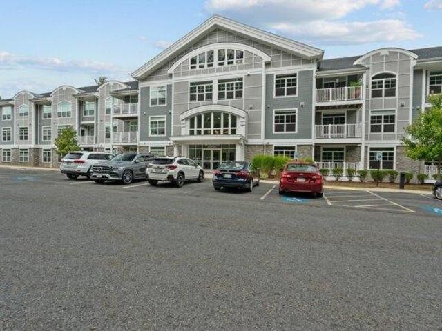 Condo for sale in Sharon, Norfolk County