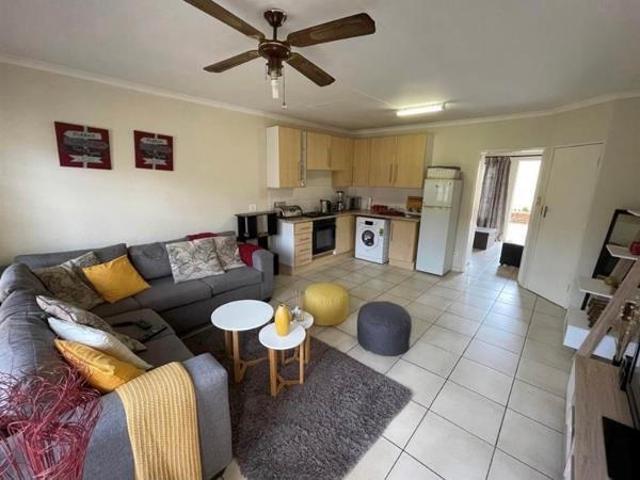 Apartment for rent in Waterkloof, Gauteng