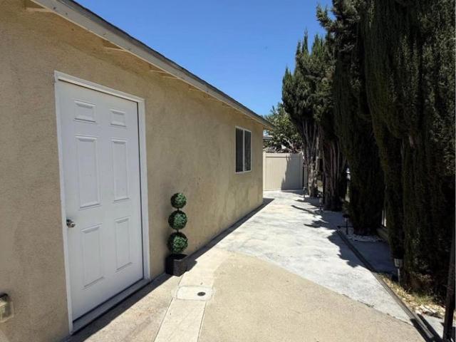 Room for rent in Bell Gardens, California