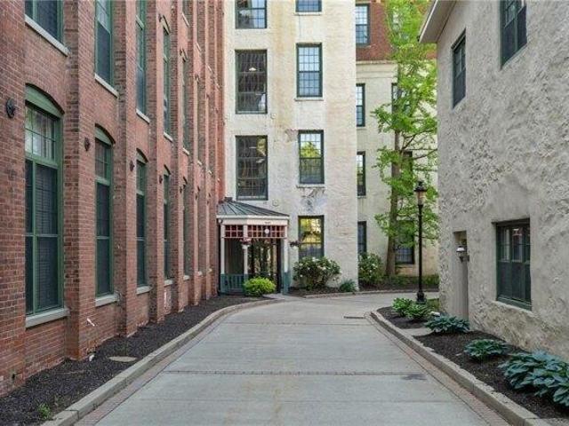 Condo for sale in Smithfield, Rhode Island