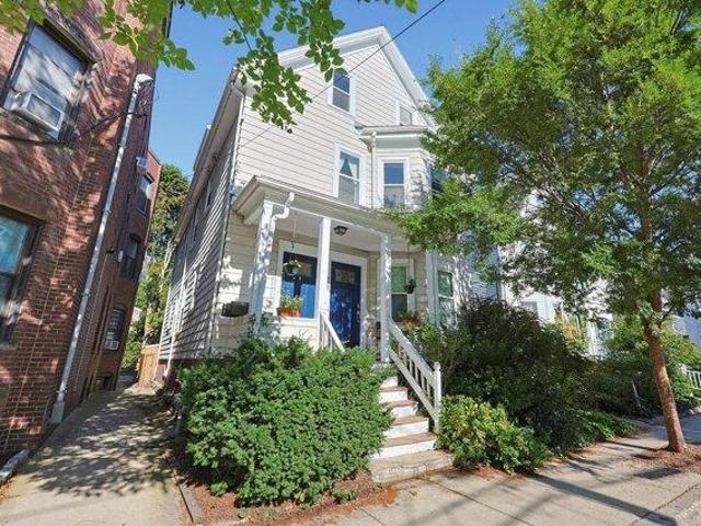 Condo for sale in Spring Hill, Somerville