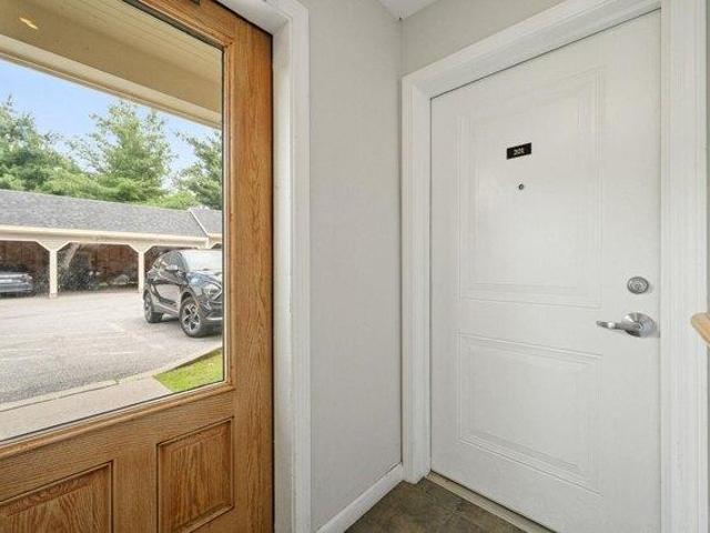 Condo for sale in South Burlington, Chittenden County