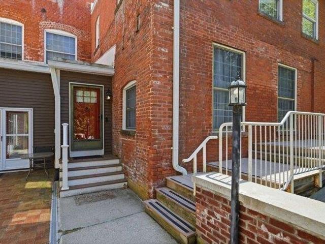Condo for sale in South Hadley, Massachusetts