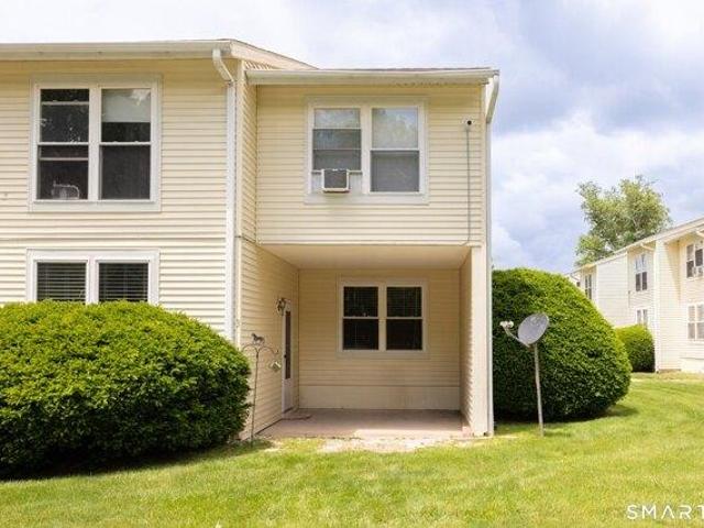 Condo for sale in South Windsor, Connecticut