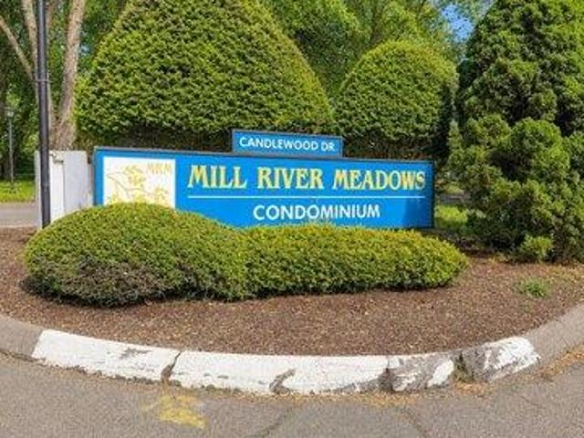 Condo for sale in South Windsor, Connecticut