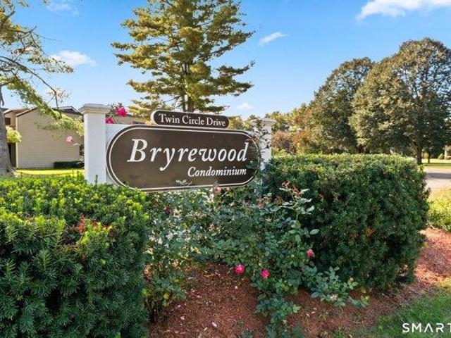 Condo for sale in South Windsor, Capitol Planning Region