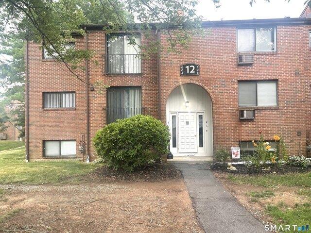 Condo for sale in Southington, Connecticut