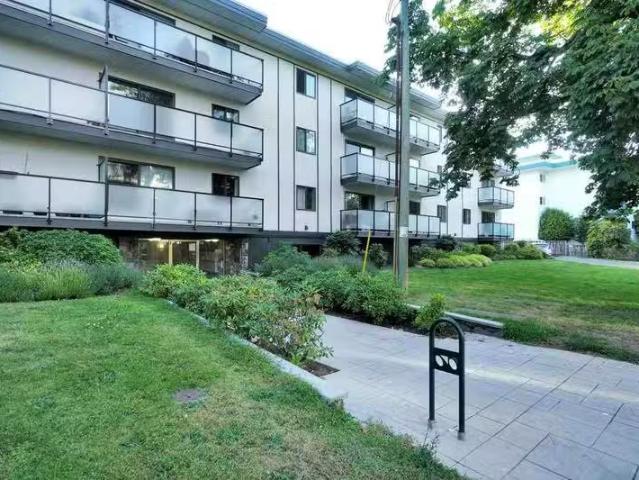 Condo for rent in Victoria