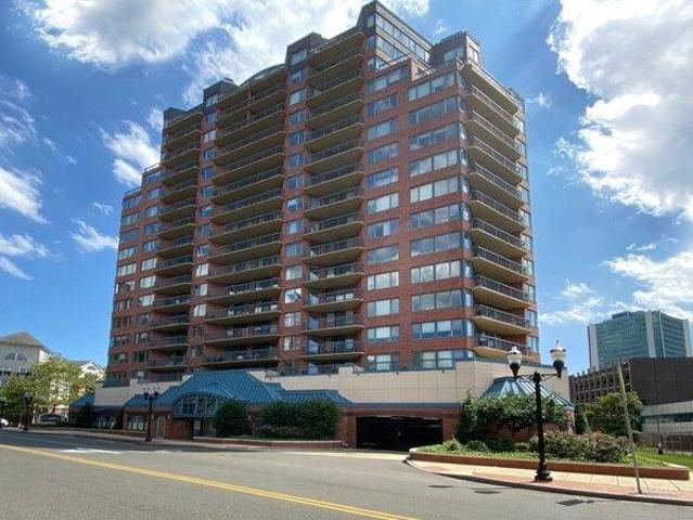 Condo for sale in Cos Cob, Connecticut