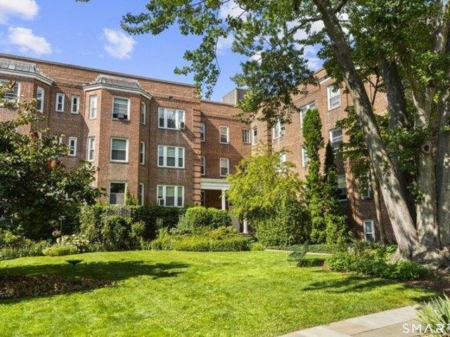 Condo for sale in Cos Cob, Connecticut