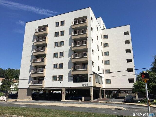 Condo for sale in Northfield, Stamford