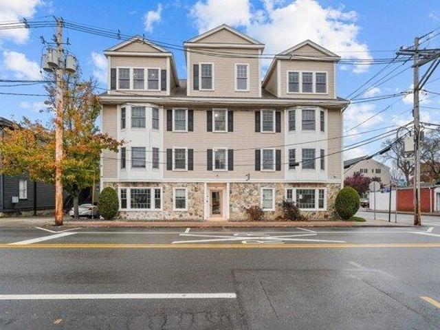 Condo for sale in Stoughton, Massachusetts