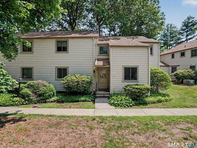 Condo for sale in Stratford, Connecticut