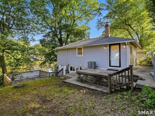 House for sale in Stratford, Connecticut