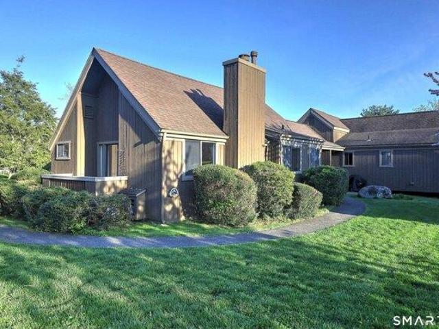 Condo for sale in Stratford, Connecticut