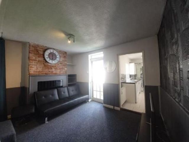 Room for rent in St. Mildred's, The Bridge