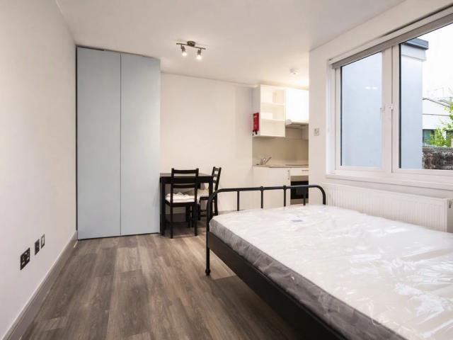 Studio for rent in Chalk Farm, Greater London