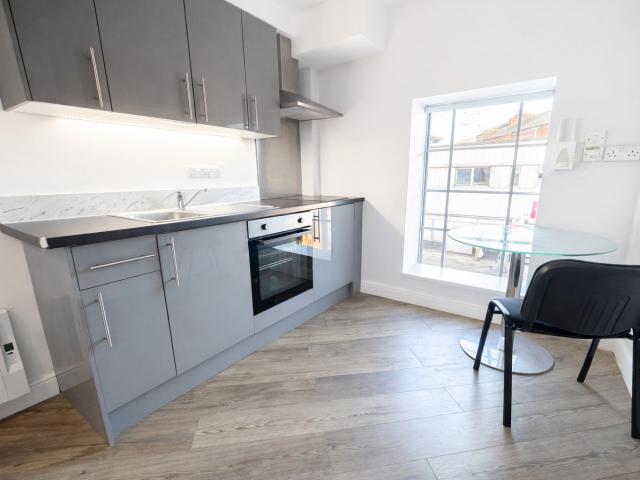 Studio for rent in St Ann's, Haddon